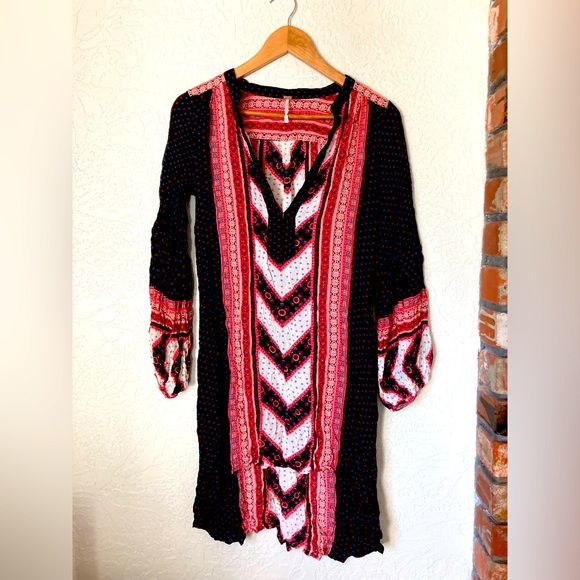 Free People
Peacemaker High Low Long Sleeve
Dress (S) - Picture 4 of 11
